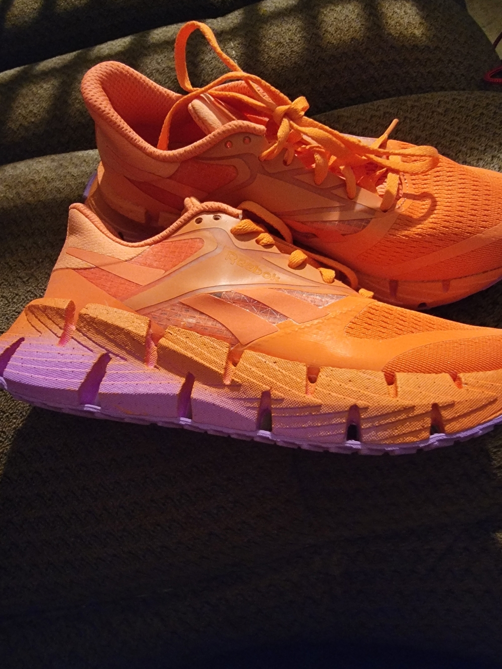 Reebok FLOATZIG 1 Women's Bright Coral/Purple Athletic Sneakers